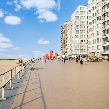 Sunny Ground Floor Escape, Cleaning Included * Ostende