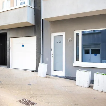 Cozy Apartment In Ostend, Cleaning Included